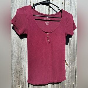 American Eagle Women’s Soft and Sexy T-shirt